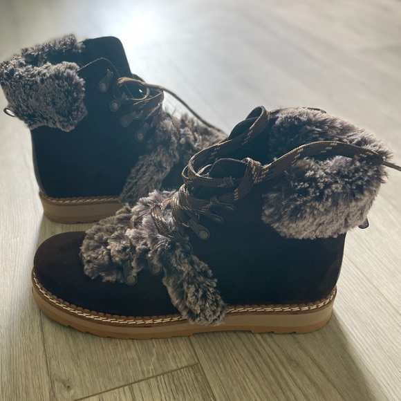Fur/suede Booties - Picture 11 of 12